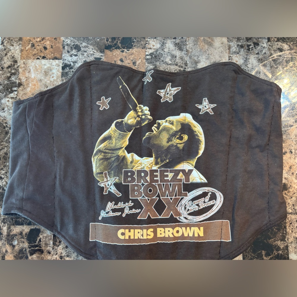 Chris Brown Breezy Bowl XX Women’s Brown Graphic Corset Top. Size XXL